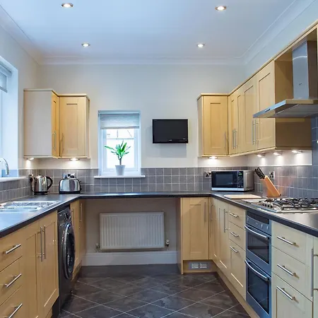 בית נופש Mayville House - Uk41090 סקארבורו